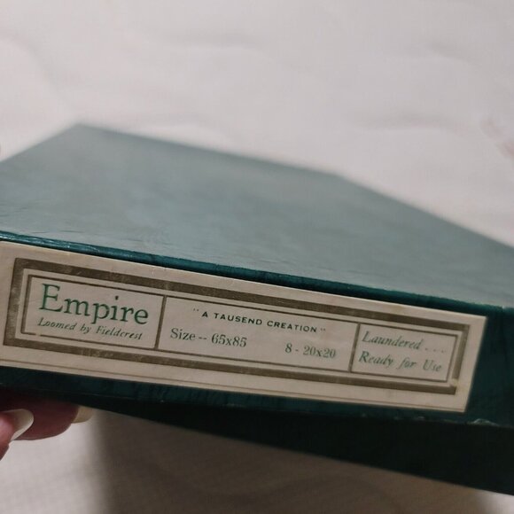 VTG Empire Creation Loomed by Fieldcrest Tablecloth 8 20/20 Napkins 65/85" Tabcl - Picture 2 of 5